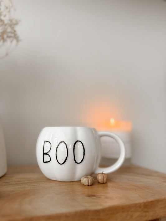 ‘Boo’ mug